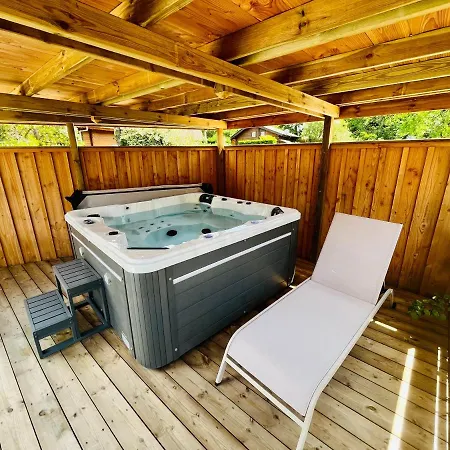 Chalet Domaine Forge 6-8Pers Jacuzzi Terrasse Plancha Proche Commerces La Teste-de-Buch Exterior photo