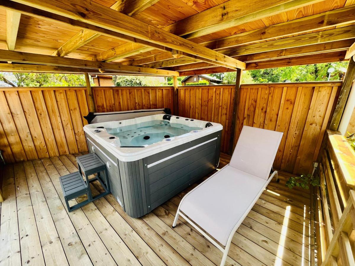 Domaine Forge 6-8pers Jacuzzi Terrasse Plancha Proche Commerces Chalet La Teste-de-Buch
